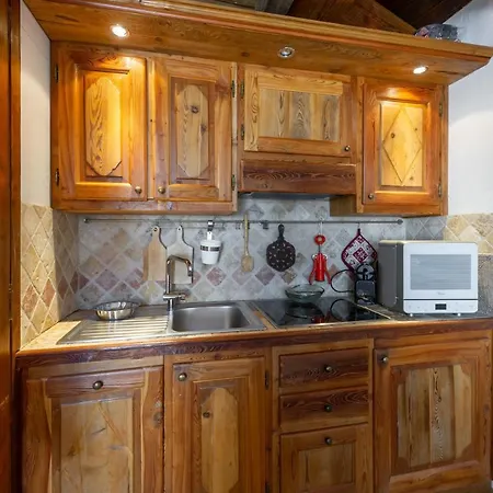 Apartment Maison Eloise - Cir Vda La Salle 0109
